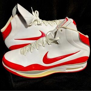 Nike Elite Size 21 sneakers